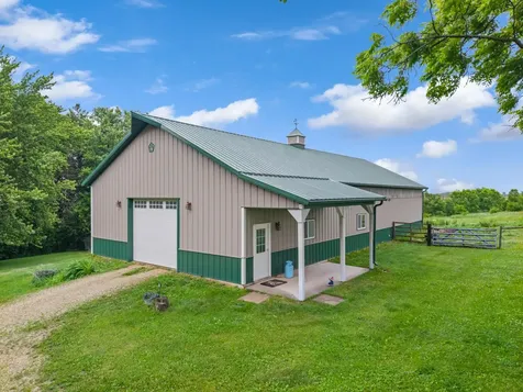 18615 Dunn Road Caledonia MN 55921