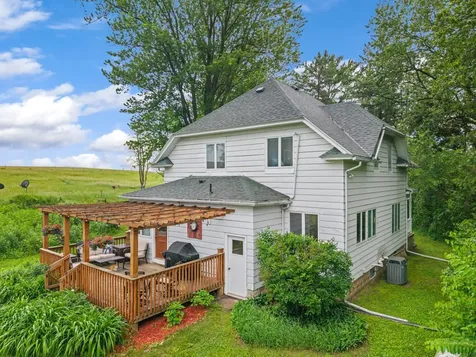 18615 Dunn Road Caledonia MN 55921