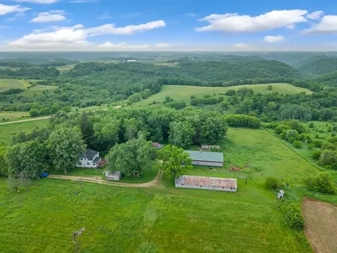 18615 Dunn Road Caledonia MN 55921