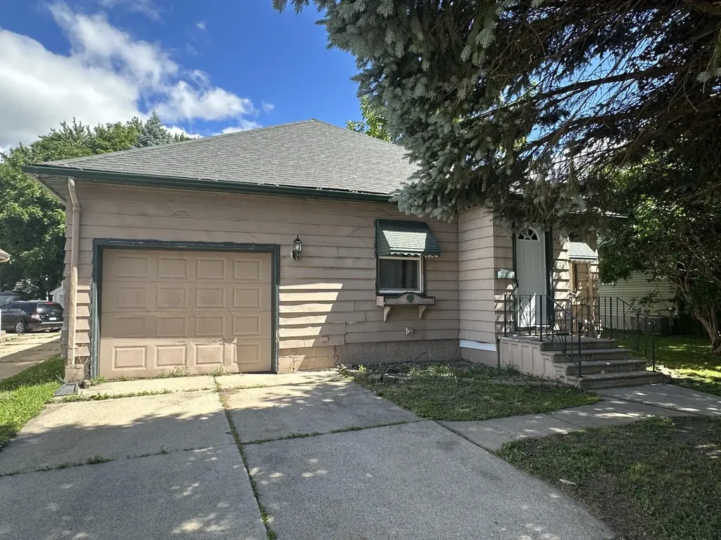 1204 2nd Avenue NW Austin MN 55912