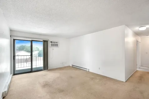 321 Prairiewood Circle S Fargo ND 58103