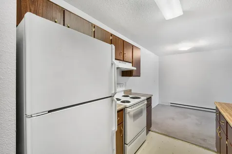 321 Prairiewood Circle S Fargo ND 58103