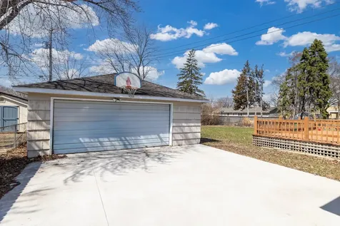 6925 Halifax Avenue N Brooklyn Center MN 55429