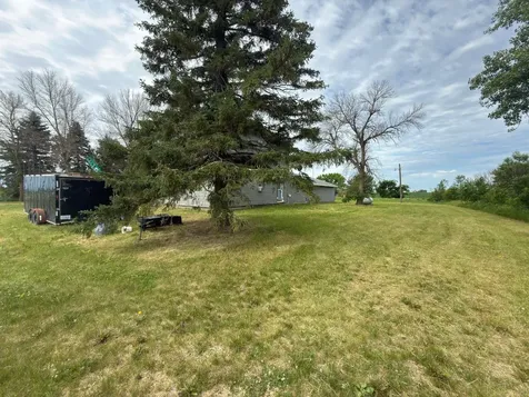 93883 580th Avenue Mountain Lake MN 56159