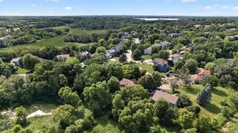 7474 Moccasin Trail Chanhassen MN 55317