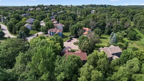7474 Moccasin Trail Chanhassen MN 55317
