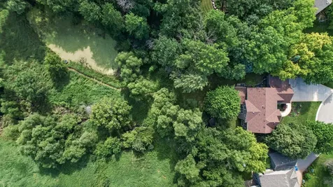 7474 Moccasin Trail Chanhassen MN 55317