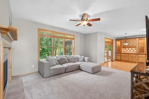 7474 Moccasin Trail Chanhassen MN 55317