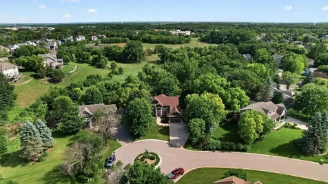 7474 Moccasin Trail Chanhassen MN 55317