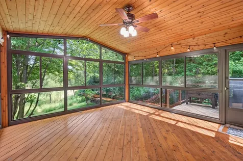 7474 Moccasin Trail Chanhassen MN 55317