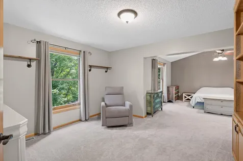 7474 Moccasin Trail Chanhassen MN 55317