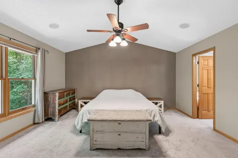 7474 Moccasin Trail Chanhassen MN 55317