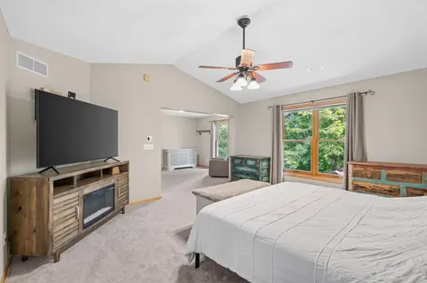 7474 Moccasin Trail Chanhassen MN 55317