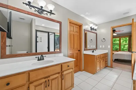7474 Moccasin Trail Chanhassen MN 55317