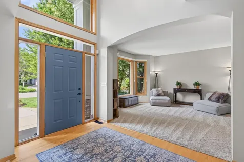 7474 Moccasin Trail Chanhassen MN 55317