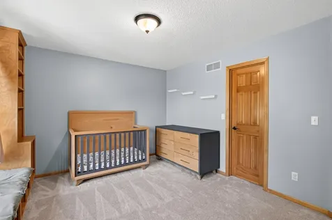7474 Moccasin Trail Chanhassen MN 55317