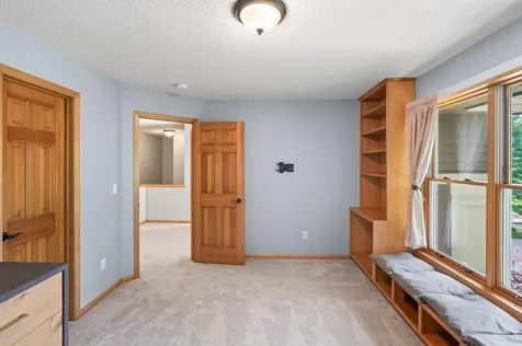 7474 Moccasin Trail Chanhassen MN 55317