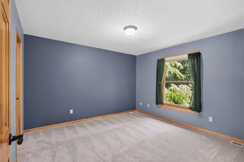 7474 Moccasin Trail Chanhassen MN 55317