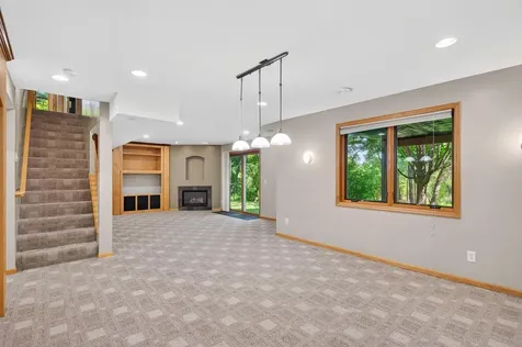 7474 Moccasin Trail Chanhassen MN 55317