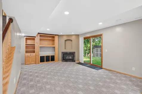 7474 Moccasin Trail Chanhassen MN 55317