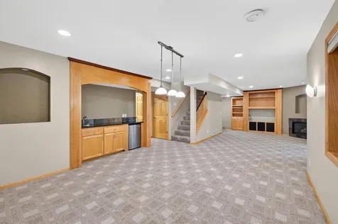 7474 Moccasin Trail Chanhassen MN 55317