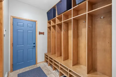 7474 Moccasin Trail Chanhassen MN 55317