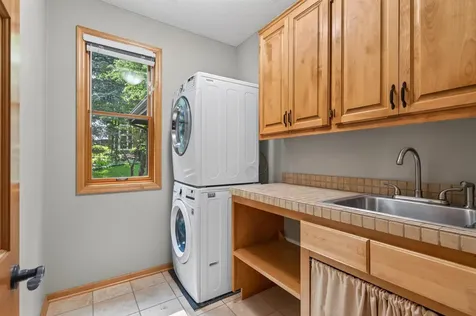 7474 Moccasin Trail Chanhassen MN 55317