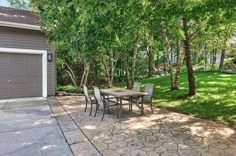 7474 Moccasin Trail Chanhassen MN 55317