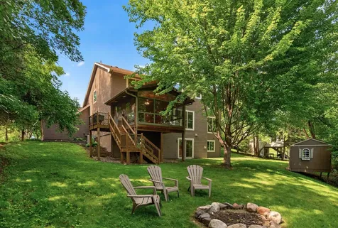 7474 Moccasin Trail Chanhassen MN 55317