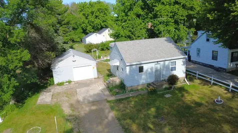 105 Fenton Avenue Albert Lea MN 56007