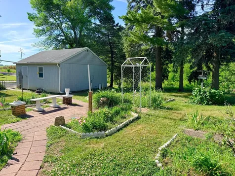 105 Fenton Avenue Albert Lea MN 56007