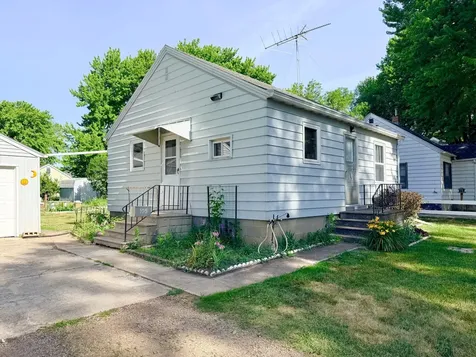105 Fenton Avenue Albert Lea MN 56007