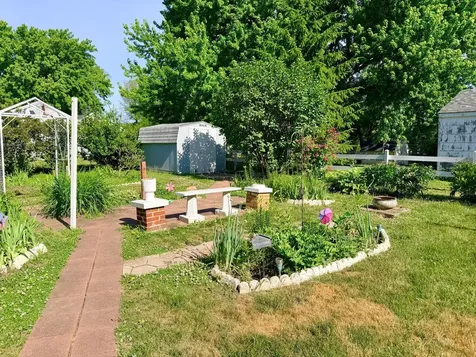 105 Fenton Avenue Albert Lea MN 56007