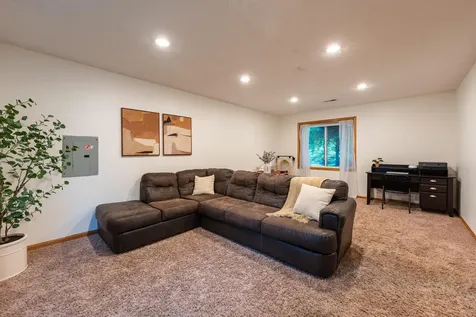617 12th Street Farmington MN 55024