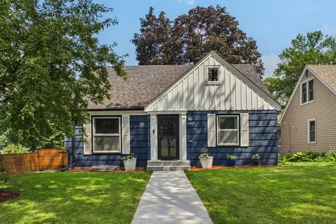5901 Thomas Avenue S Minneapolis MN 55410