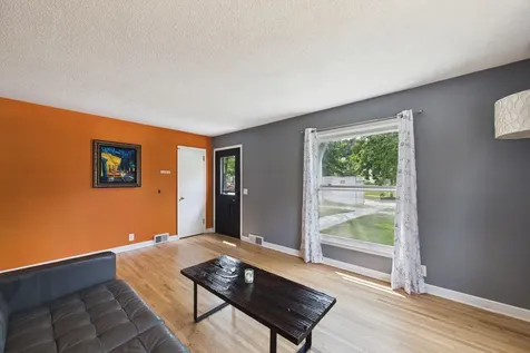 5901 Thomas Avenue S Minneapolis MN 55410