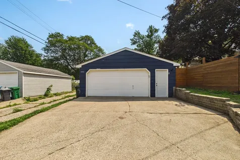 5901 Thomas Avenue S Minneapolis MN 55410