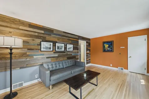 5901 Thomas Avenue S Minneapolis MN 55410