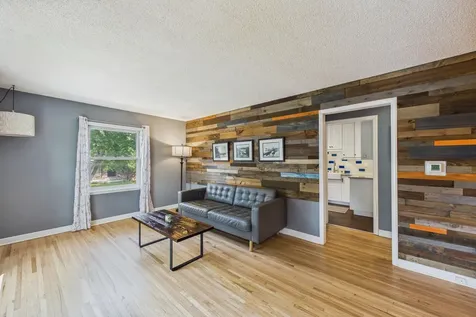 5901 Thomas Avenue S Minneapolis MN 55410