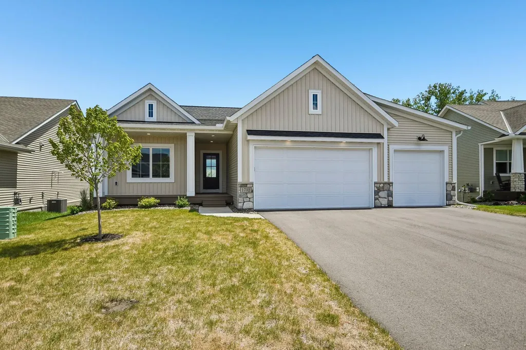 1732 Spruce Street Farmington MN 55024