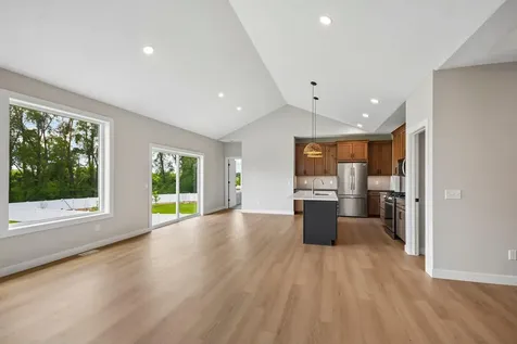 1732 Spruce Street Farmington MN 55024