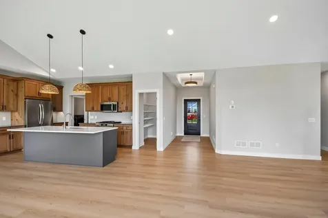 1732 Spruce Street Farmington MN 55024