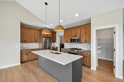 1732 Spruce Street Farmington MN 55024
