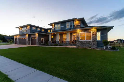 2815 Rivers Bend Drive E West Fargo ND 58078