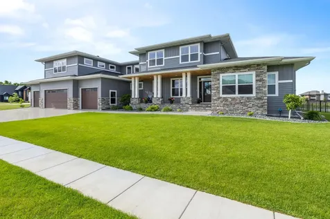 2815 Rivers Bend Drive E West Fargo ND 58078
