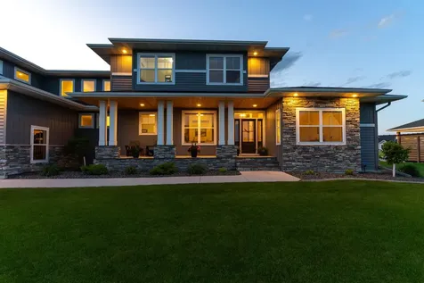 2815 Rivers Bend Drive E West Fargo ND 58078