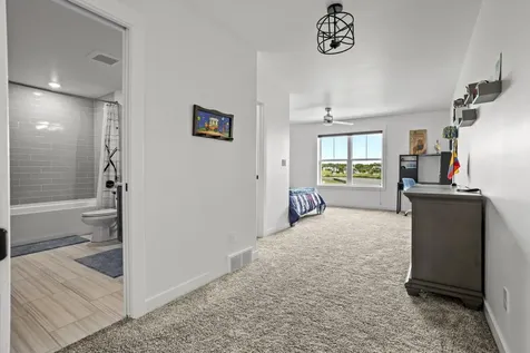 2815 Rivers Bend Drive E West Fargo ND 58078