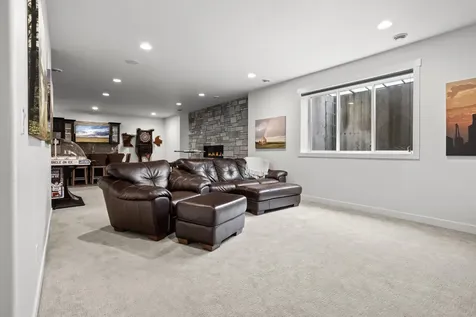 2815 Rivers Bend Drive E West Fargo ND 58078