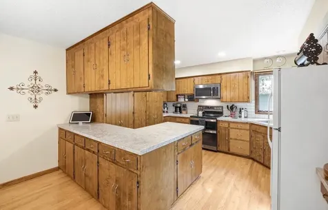5934 Main Street W Maple Plain MN 55359