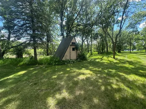 1402 N Mckay Avenue NE Alexandria MN 56308